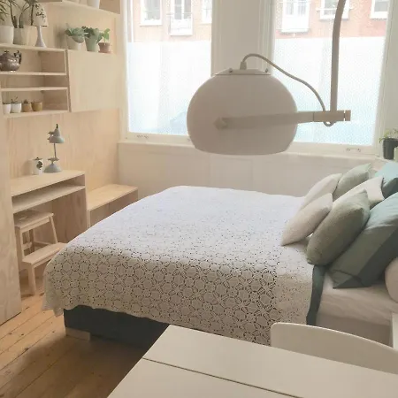 Guestroom Traza 37 *